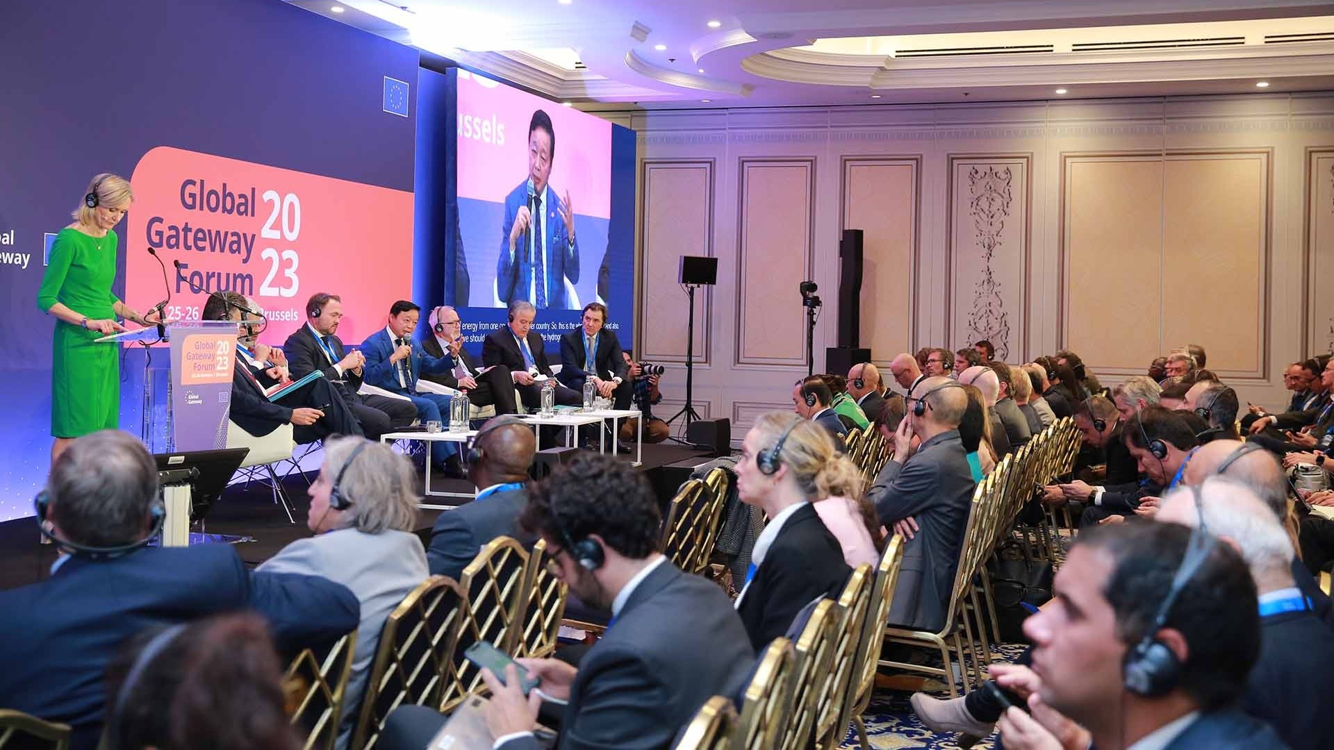 Phó Thủ tướng Trần Hồng Hà dự khai mạc Diễn đàn Cửa ngõ toàn cầu tại Bruxelles, Vương quốc Bỉ