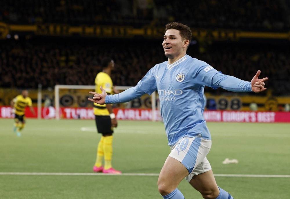 Vòng bảng Champions League 2023/24: Erling Haaland lập cú đúp, Man City thắng trận thứ ba liên tiếp