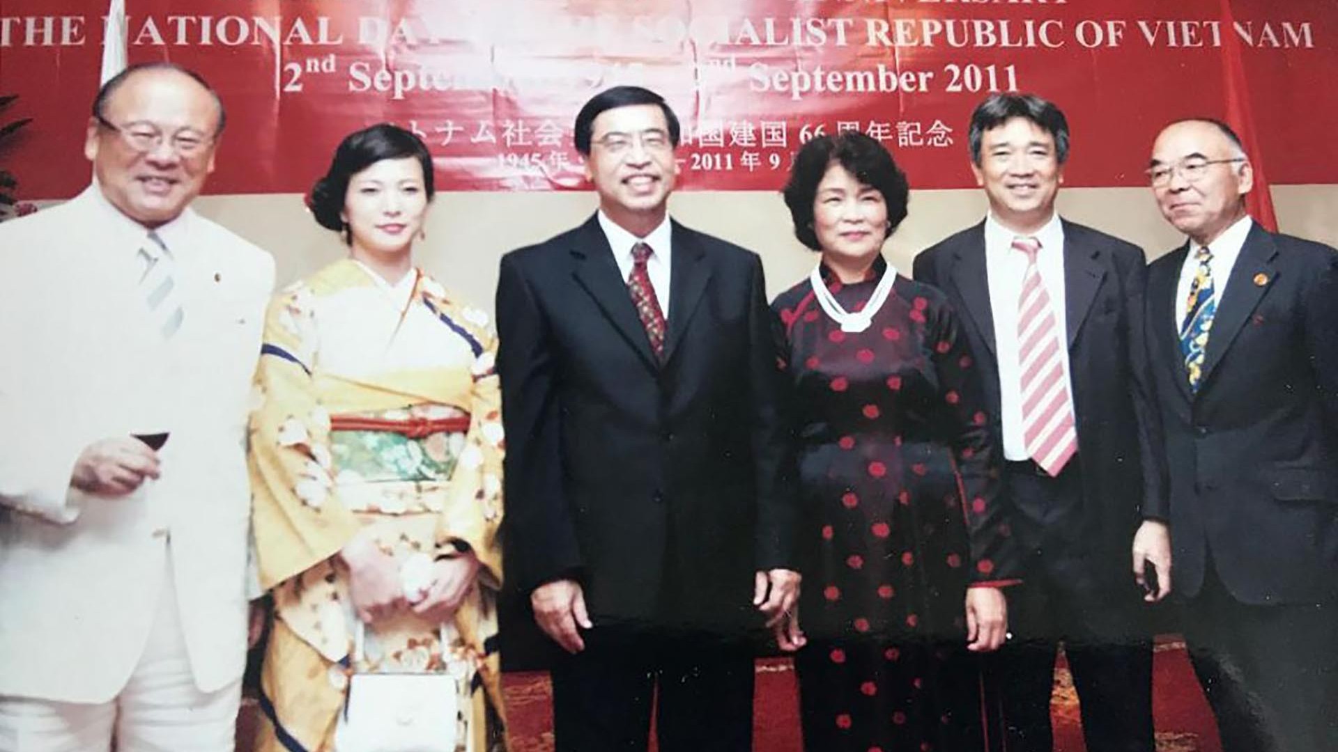 Một Nhật Bản đậm ‘tình’