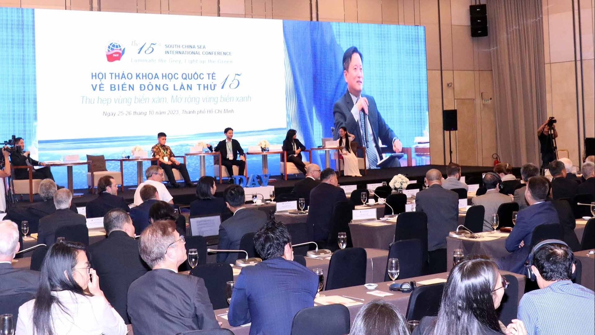 ‘Ngoại giao Cảnh sát biển’ – hài hòa xung đột Biển Đông