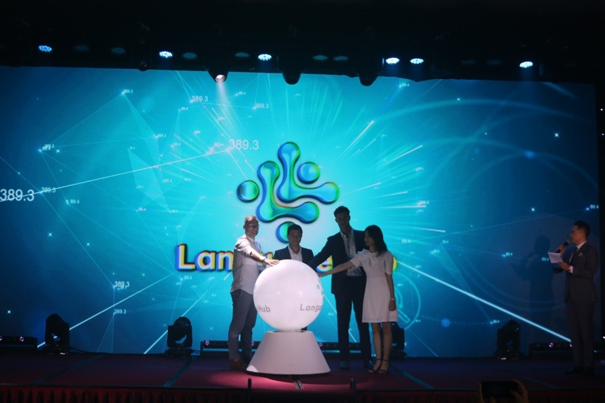 Giải pháp công nghệ giáo dục tiếng Anh Giải pháp công nghệ giáo dục tiếng Anh