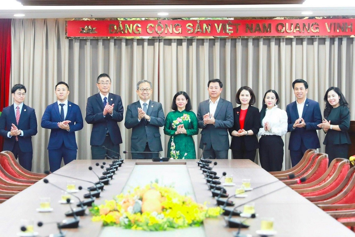 Đại sứ Nhật Bản tại Việt Nam Yamada Takio Đại sứ Nhật Bản tại Việt Nam Yamada Takio