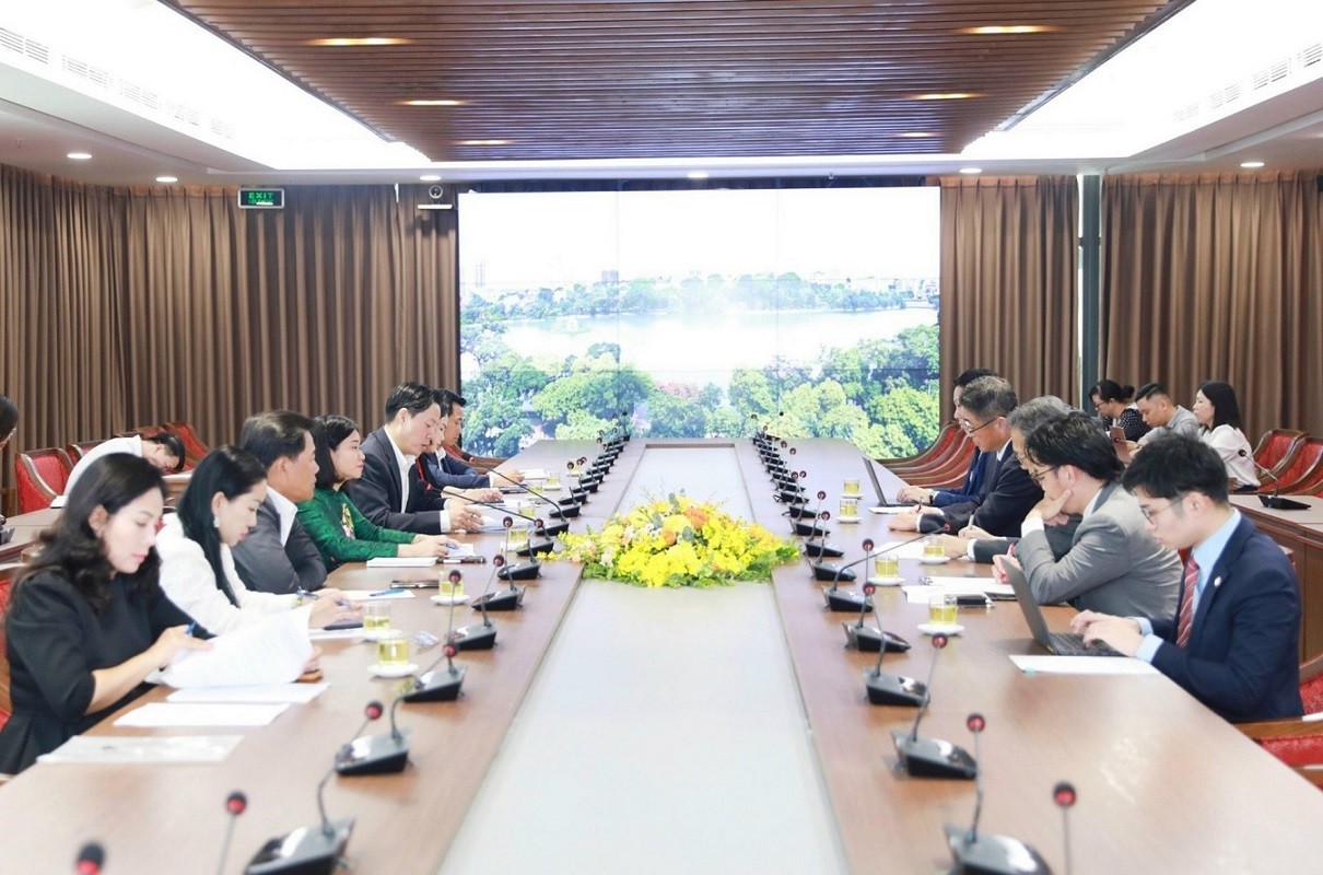 Đại sứ Nhật Bản tại Việt Nam Yamada Takio Đại sứ Nhật Bản tại Việt Nam Yamada Takio