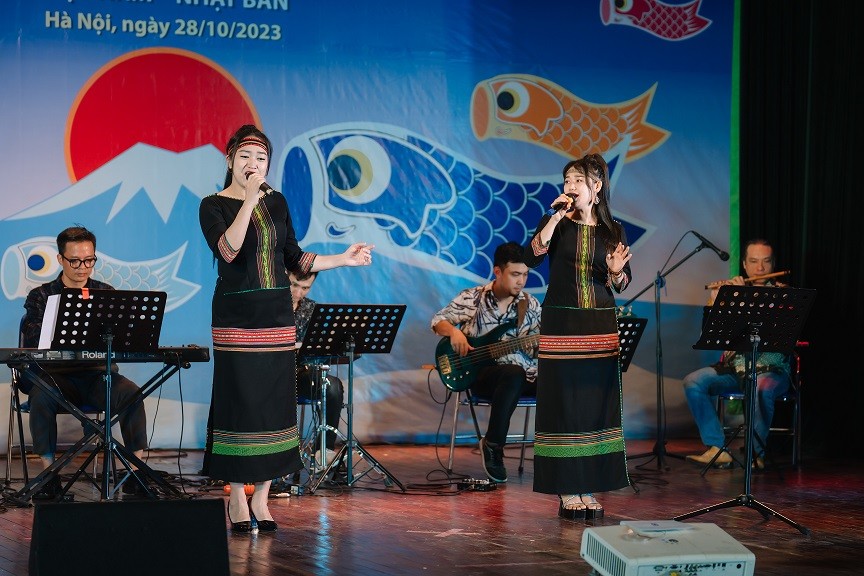 Cuộc giao lưu thú vị giữa dân ca Việt Nam và Nhật Bản Cuộc giao lưu thú vị giữa dân ca Việt Nam và Nhật Bản