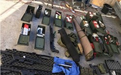 Lệnh cấm vũ khí tấn công tại bang California còn chưa ngã ngũ