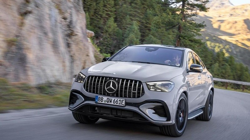 Cận cảnh Mercedes-AMG GLE 53 2026 vừa ra mắt với sức mạnh 543 mã lực