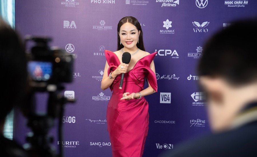 Hoa hậu Hoàng Thanh Nga