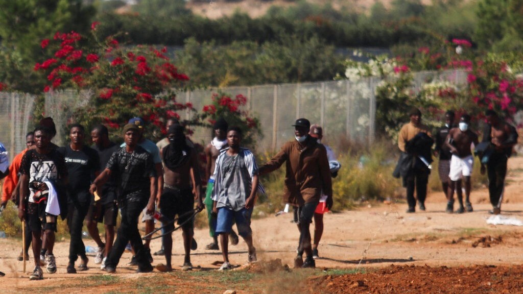 Đối diện nguy cơ khủng hoảng, một quốc gia châu Âu chuẩn bị kịch bản đón 100.000 người di cư từ Trung Đông