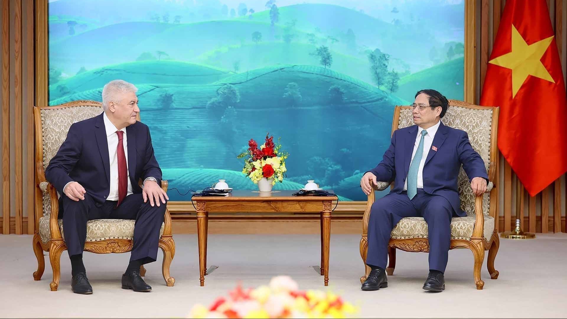 Thủ tướng Phạm Minh Chính tiếp Bộ trưởng Bộ Nội vụ Liên bang Nga