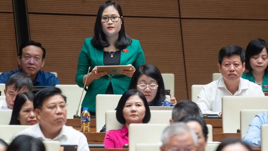 ĐBQH Hà Ánh Phượng: Lương giáo viên phải ở mức cao nhất trong hệ thống thang bậc lương hành chính sự nghiệp