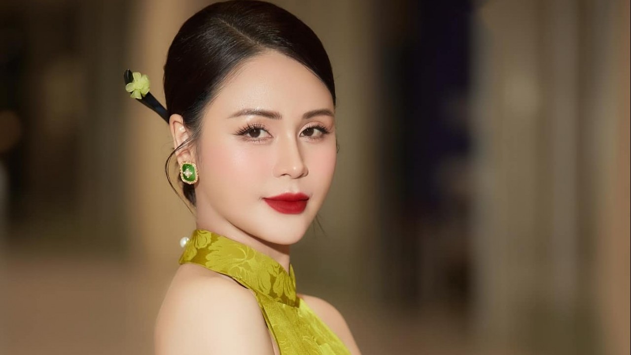Sang chảnh, gợi cảm như diễn viên Lương Thu Trang