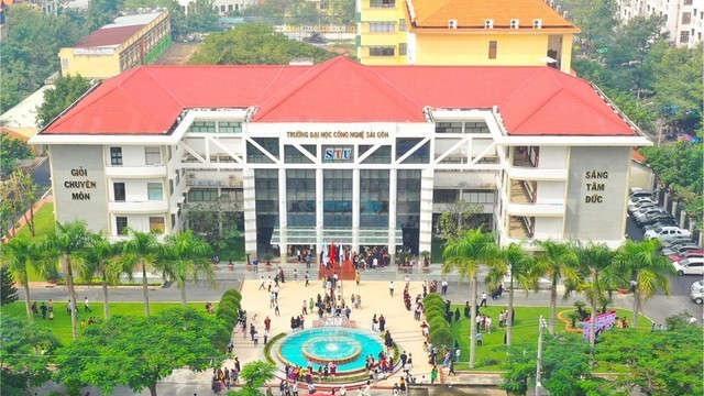 2 trường đại học dân lập khẩn trương chuyển đổi sang loại hình trường đại học tư thục