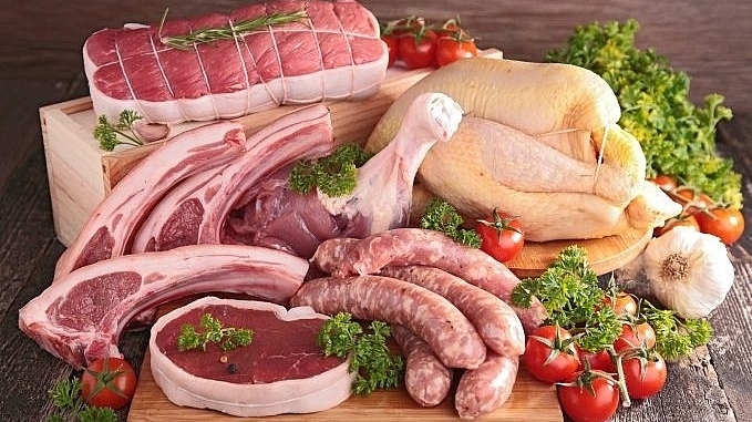 Giá heo hơi hôm nay 6/11: Giá heo hơi đồng loạt 'đứng im', lại lo dịch tả heo châu Phi