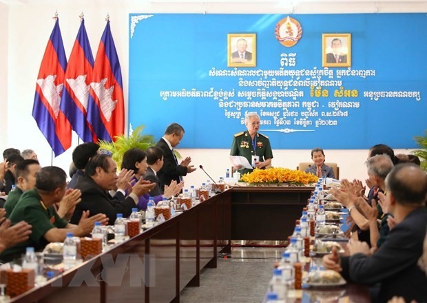 Chuyến đi ý nghĩa của đoàn cựu quân tình nguyện, cựu chuyên gia Việt Nam tại Campuchia