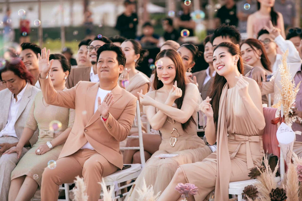 Dàn diễn viên, người mẫu 'đổ bộ' đám cưới Puka