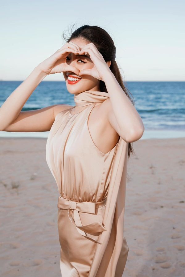 Dàn diễn viên, người mẫu 'đổ bộ' đám cưới Puka