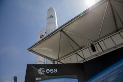 Italy, Pháp và Đức nỗ lực khởi động ngành vũ trụ của EU