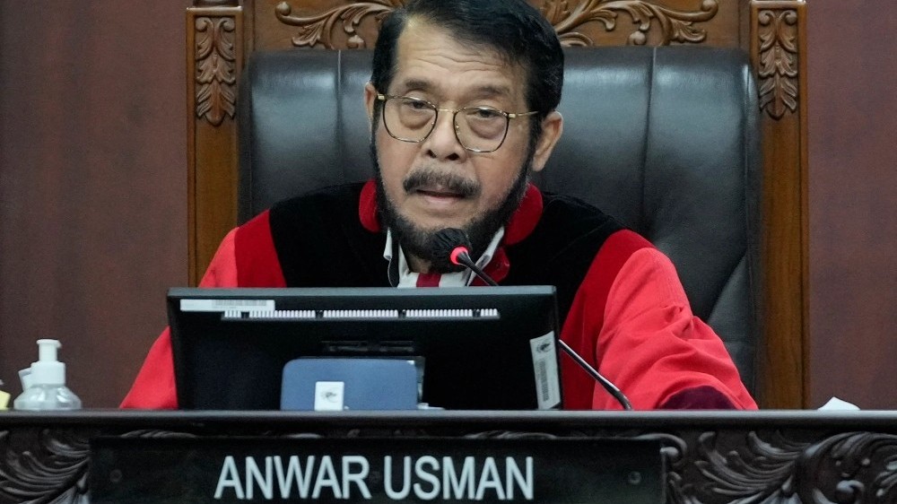 Indonesia cách chức Chánh án Tòa hiến pháp, huy động 450.000 binh sĩ bảo vệ bầu cử