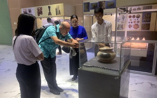 Chuyên gia quốc tế hỗ trợ tỉnh An Giang bảo vệ và quản lý di sản văn hóa Óc Eo