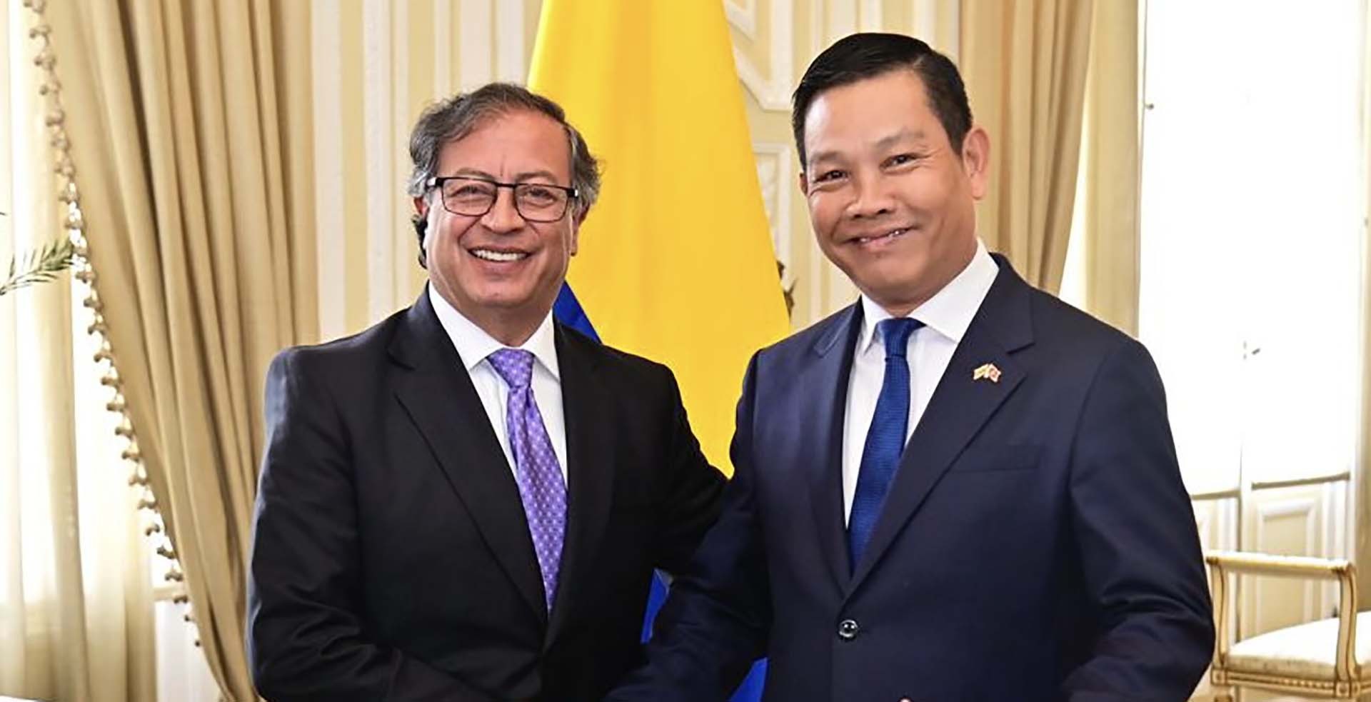 Đại sứ Vũ Trung Mỹ trình Thư ủy nhiệm lên Tổng thống Colombia