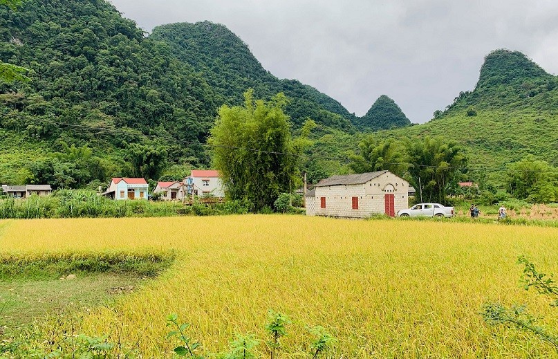 Ngắm vẻ đẹp non nước Cao Bằng trong sắc Thu