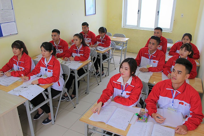 Các thực tập sinh và người lao động đang được JV-Link đào tạo trước khi sang Nhật Bản. Các thực tập sinh và người lao động đang được JV-Link đào tạo trước khi sang Nhật Bản.