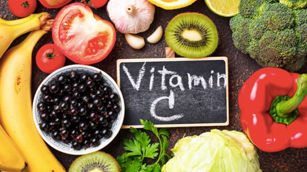 Bổ sung 6 loại vitamin qua các thực phẩm lành mạnh giúp giảm tình trạng tóc bạc sớm