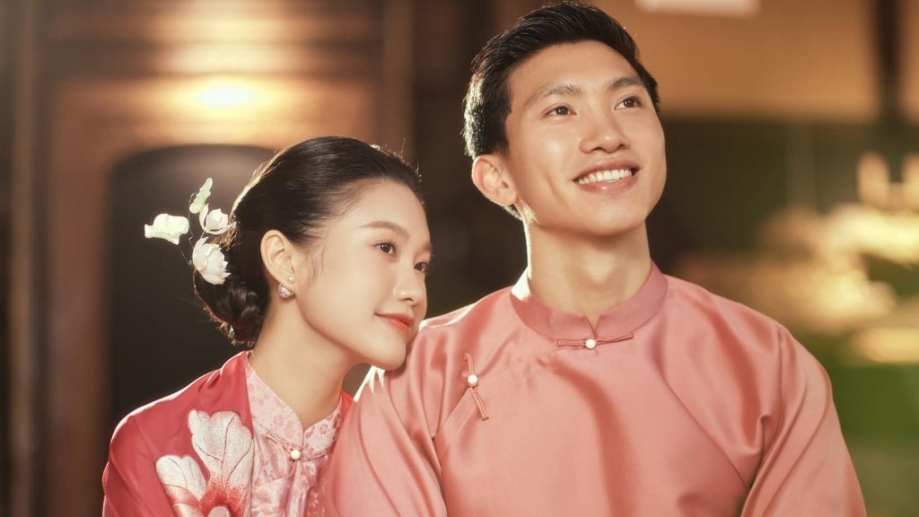 Ngẩn ngơ trước bộ ảnh cưới của cặp 'trai tài gái sắc' Đoàn Văn Hậu - Doãn Hải My