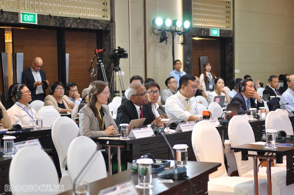 Hội thảo nghiên cứu vai trò của Trung Quốc trong quản trị toàn cầu Hội thảo nghiên cứu vai trò của Trung Quốc trong quản trị toàn cầu