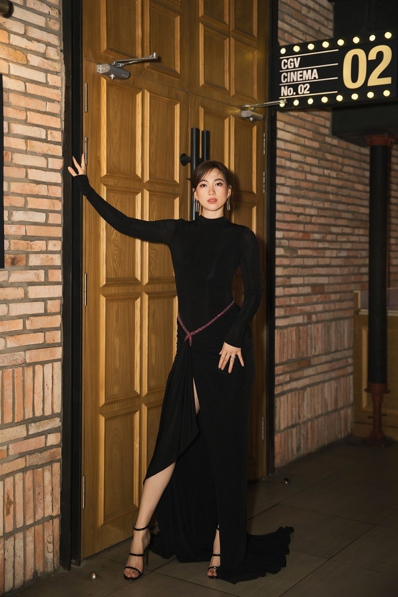 Hoa hậu Lương Thùy Linh và dàn người đẹp, diễn viên dự họp báo ra mắt phim điện ảnh