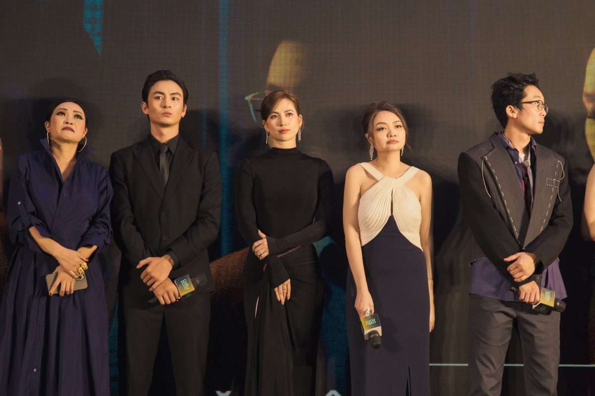 Hoa hậu Lương Thùy Linh và dàn người đẹp, diễn viên dự họp báo ra mắt phim điện ảnh