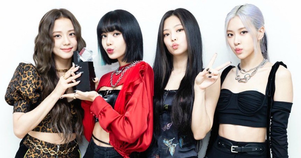 K-Pop: Lộ tin quản lí Lisa rời YG Entertainment, người hâm mộ lo lắng tương lai của.nhóm BlackPink K-Pop: Lộ tin quản lí Lisa rời YG Entertainment, người hâm mộ lo lắng tương lai của.nhóm BlackPink