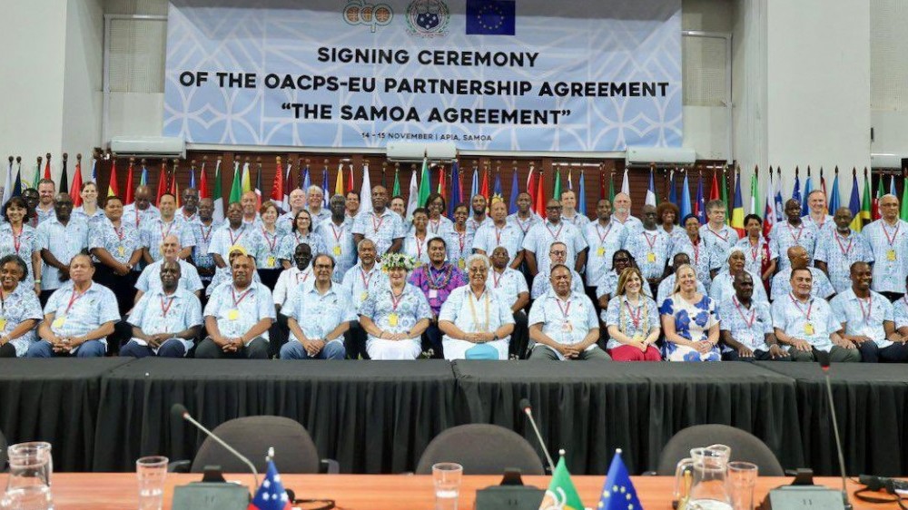 Điểm tin thế giới sáng 16/11: Thỏa thuận Samoa được chờ đợi từ lâu, nghi án phản quốc liên quan Ukraine, kỳ vọng Thượng đỉnh Mỹ-Trung diễn ra hiệu quả