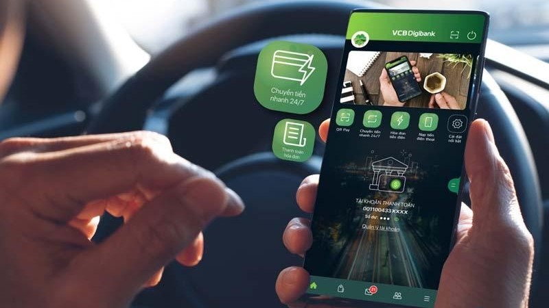 Đẩy mạnh chuyển đổi số, ngân hàng số tại các Chi bộ khối khách hàng doanh nghiệp Vietcombank Chi nhánh TP. Hồ Chí Minh