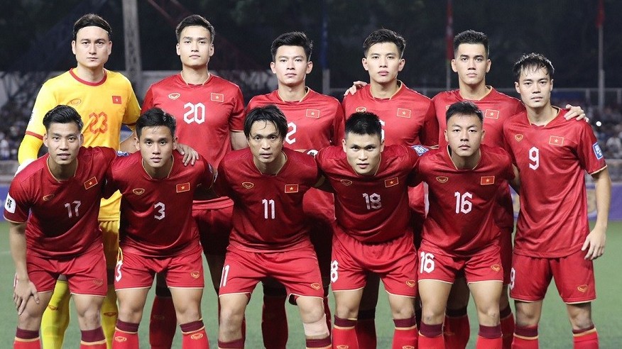 Trận đội tuyển Việt Nam thắng Philippines: VFF thưởng tiền động viên các cầu thủ; Văn Toàn xuất sắc nhất