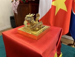 Chính thức chuyển giao Ấn vàng Hoàng đế chi bảo từ Pháp về Việt Nam, sau một năm đàm phán hồi hương