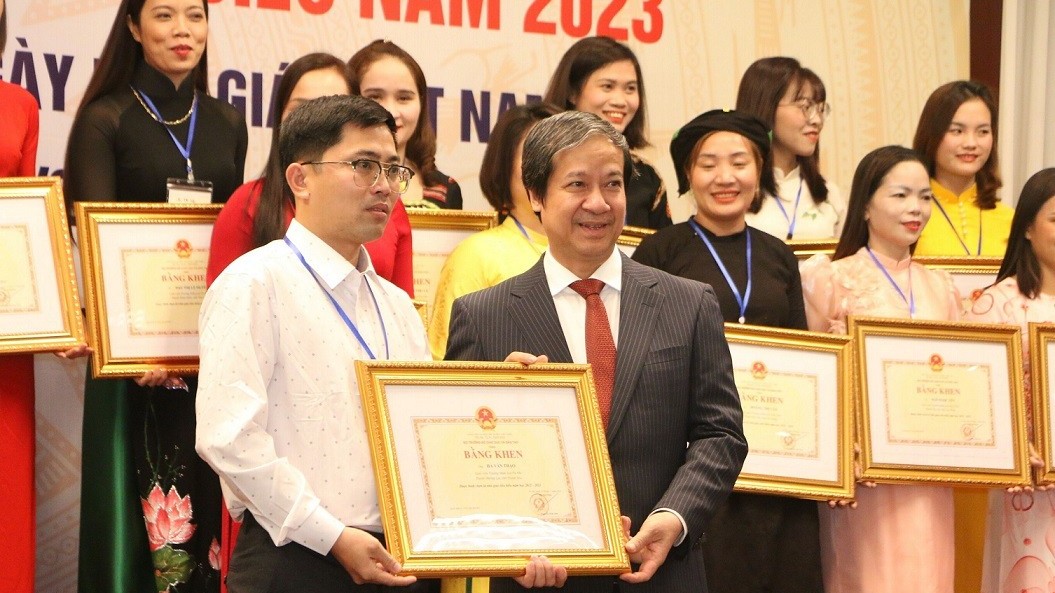 Bộ trưởng Nguyễn Kim Sơn: Đội ngũ nhà giáo là nhân tố quan trọng, quyết định mọi thành công của ngành