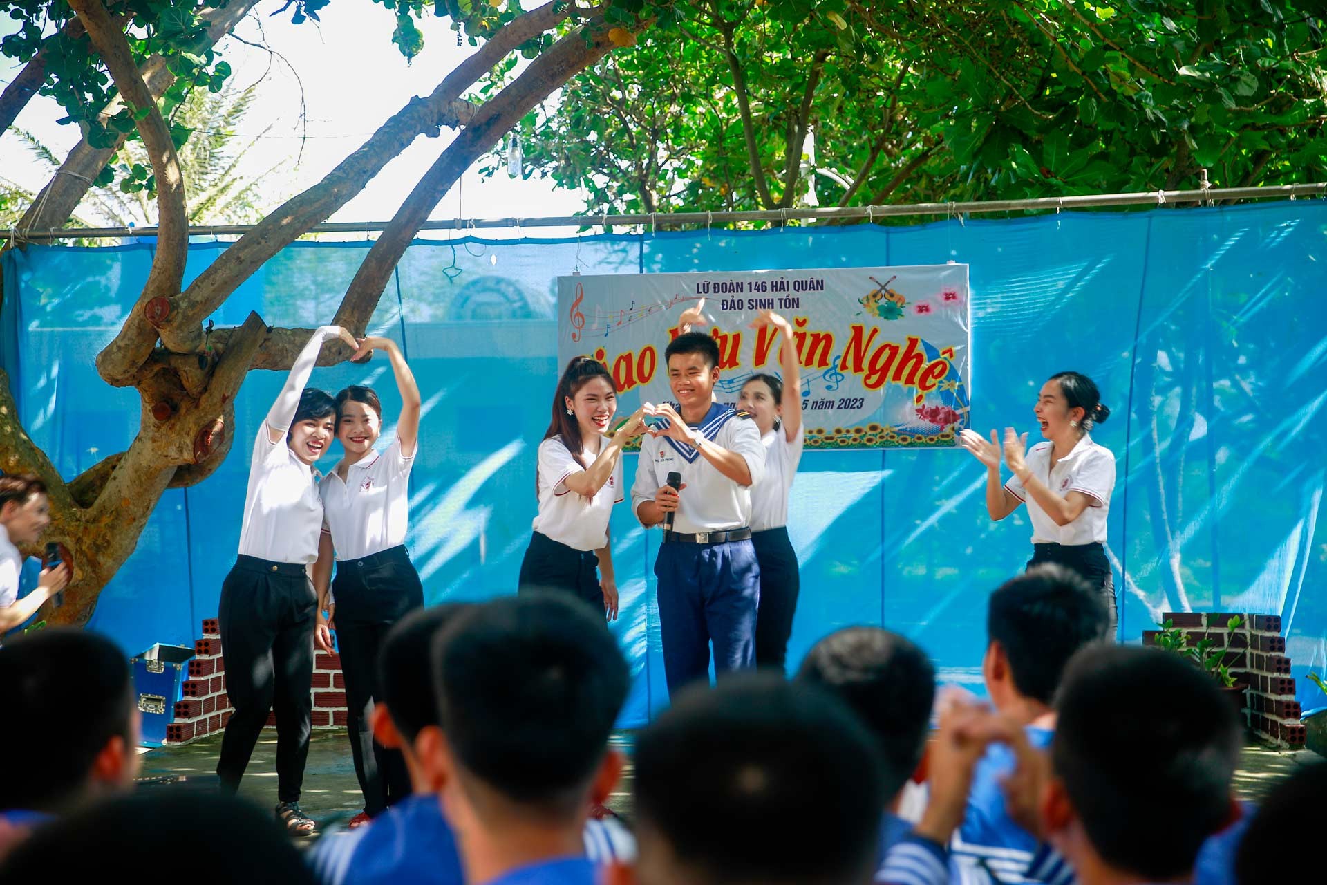 Đảo Sinh Tồn, view triệu đô Đảo Sinh Tồn, view triệu đô