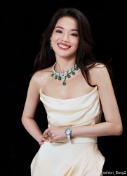 Diễn viên Thư Kỳ mảnh mai, xinh đẹp dự sự kiện trang sức cao cấp