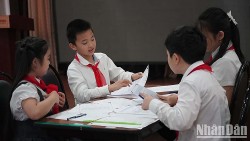 Gieo lòng biết ơn thầy cô trong con em cộng đồng người Việt Nam tại Nga