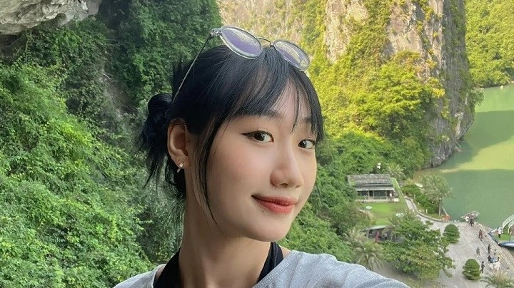 Tài năng và nhan sắc của VĐV Đặng Trần Phương Nhi giành hai Huy chương vàng wushu thế giới