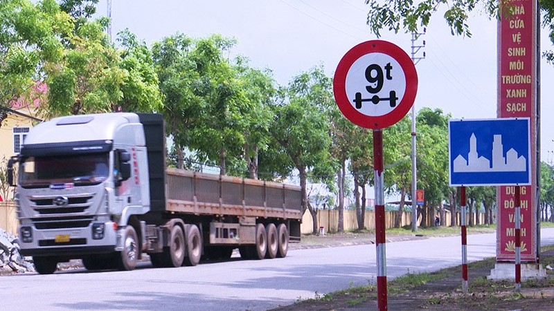Quy định về biển cấm trọng tải và tổng trọng tải xe (QCVN 41:2019/BGTVT)