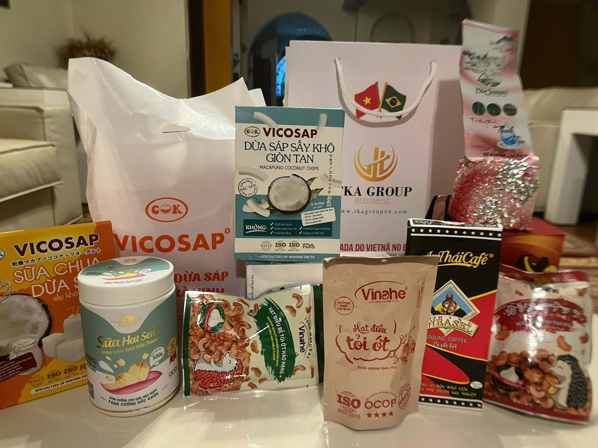 Ðại sứ Bùi Văn Nghị tiếp Tổng thư ký Hội Hữu nghị Brazil-Việt Nam Tăng cường hợp tác đầu tư thương mại giữa doanh nghiệp Thái Lan Việt Nam-Lào-Campuchia-Myanmar