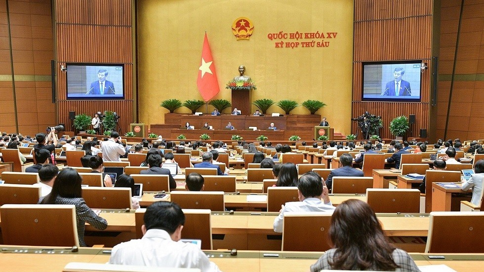 Đại biểu Quốc hội: Quan tâm đến mức sống của cán bộ, công chức để phòng, chống tham nhũng