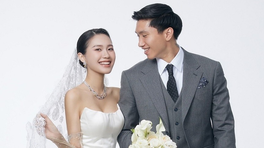 Đoàn Văn Hậu và Doãn Hải My lãng mạn, hiện đại trong bộ ảnh cưới phong cách Hàn Quốc