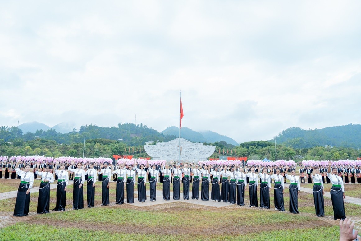 Quảng trường Tây Bắc. (Nguồn: Thanh Niên)