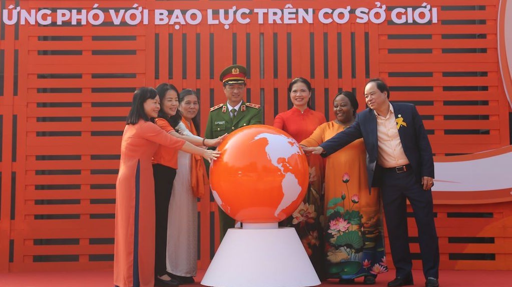 'Cùng chung tay, cùng thay đổi' trong hành động vì bình đẳng giới