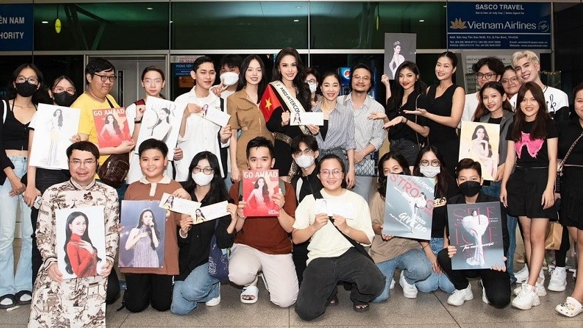 Á hậu Lê Nguyễn Ngọc Hằng lên đường dự thi Hoa hậu Liên lục địa 2023