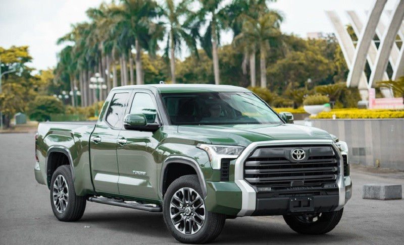 Cận cảnh siêu bán tải Toyota Tundra Limited 2022 vừa về Việt Nam, giá hơn 5 tỷ đồng Cận cảnh siêu bán tải Toyota Tundra Limited 2022 vừa về Việt Nam, giá hơn 5 tỷ đồng