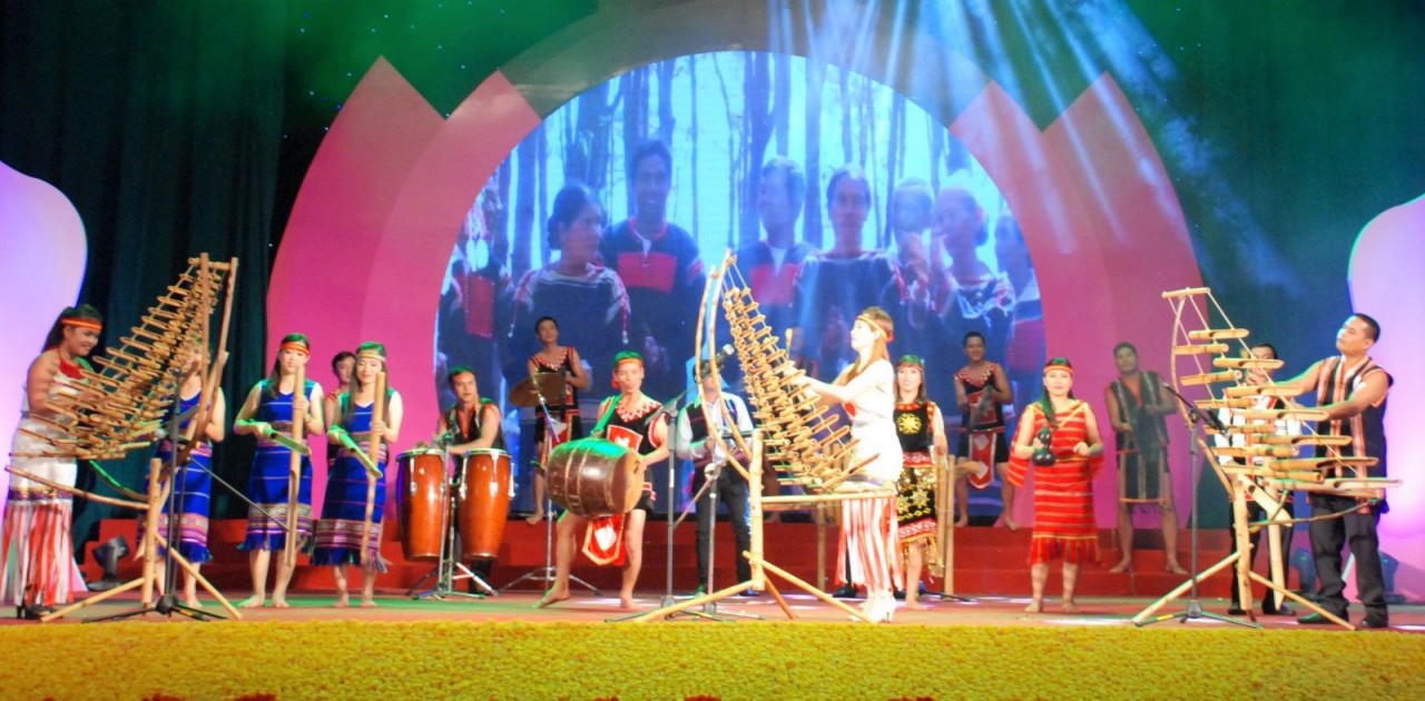 ĐBQH. Bùi Hoài Sơn: Tận dụng lợi thế để phát triển văn hóa trong thời đại số